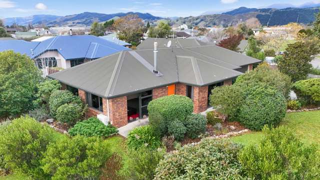 Solid brick in central brightwater