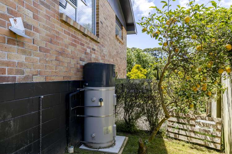 87 Waimea Street Frankleigh Park_32