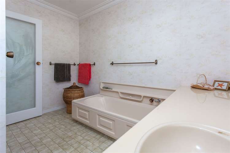 408 Rutherford Road Whangamata_12