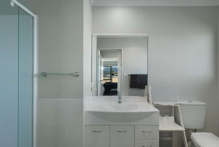 6a Surfers Avenue Waihi Beach_14