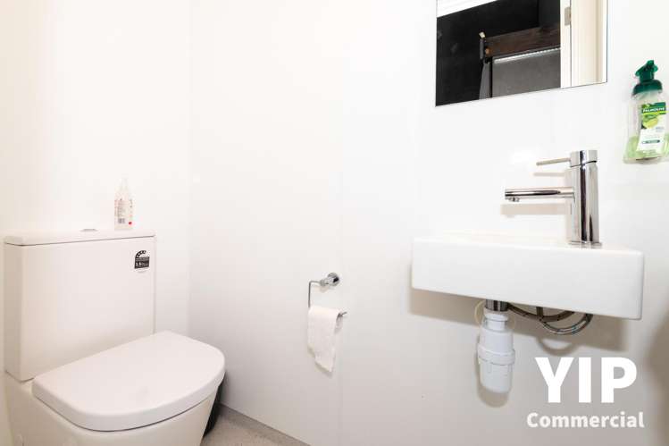 29/20 William Earp Place Tawa_6