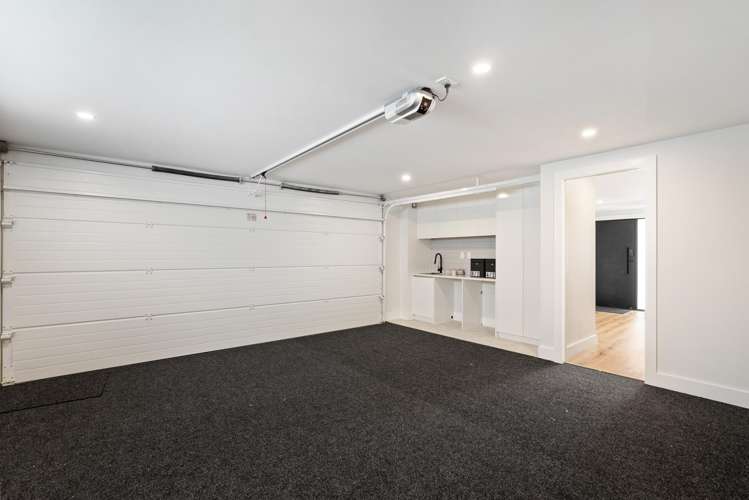 8/2 Valonia Street New Windsor_19