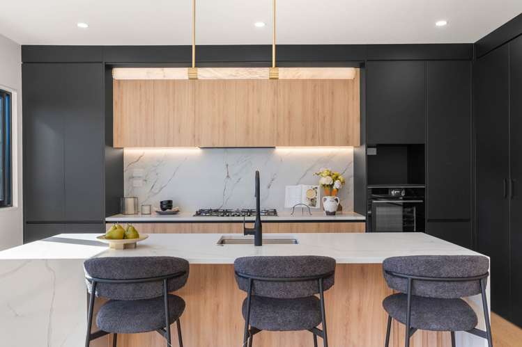 18 Rathfarnham Road Flat Bush_12