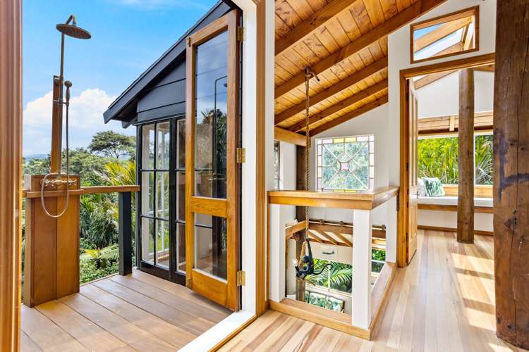 55 Rayner Road Piha_11