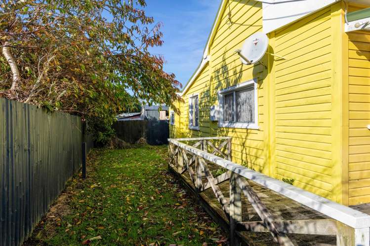 82 Railway Street Eltham_23