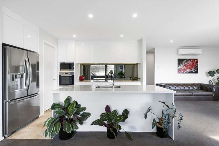 42 Puhirake Crescent Pyes Pa_4