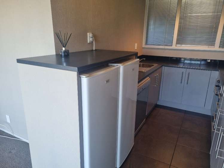 8/89 Tristram Street Hamilton Central_6