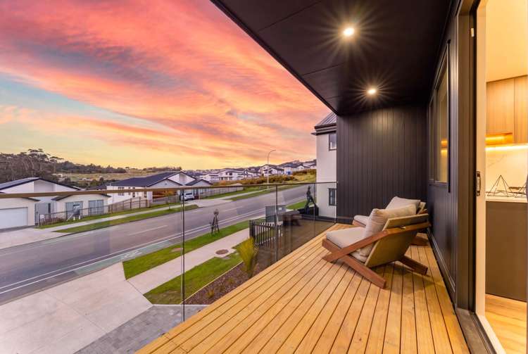 242F West Hoe Heights Orewa_3