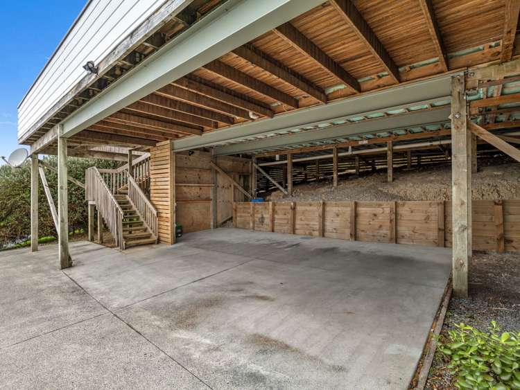 29 Gledstane Road Stanmore Bay_24