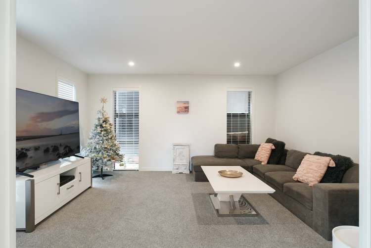 3 Royal Crescent Papamoa_15