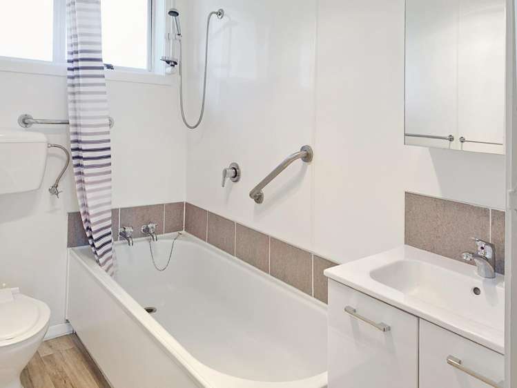 234 Williams Street 11385_7