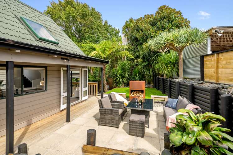 2/32 Patons Road Howick_13