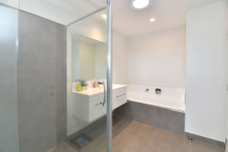 8 Watermill Lane Silverdale_17