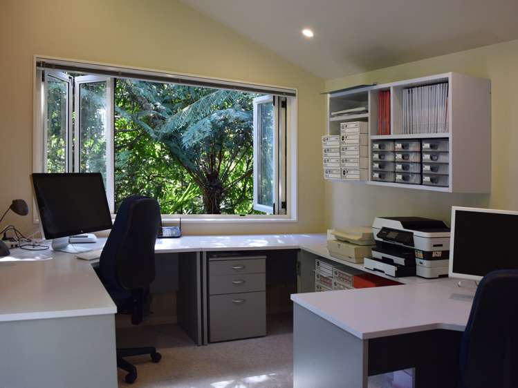 135 Konini Road Titirangi_24