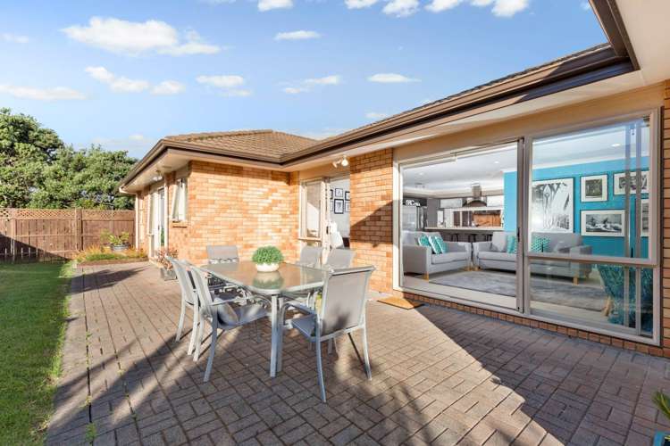 31 Stranraer Crescent Wattle Downs_9