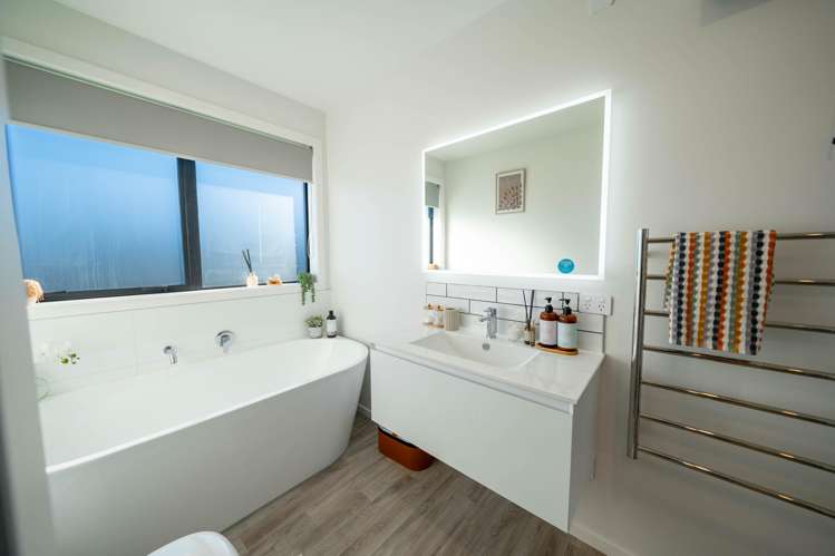 5 Scully Place Strathern_12