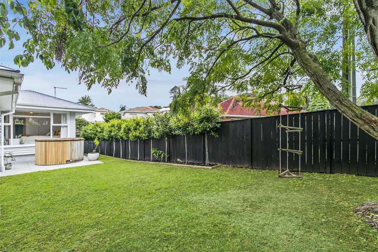 1/20a Hillsborough Road Hillsborough_13