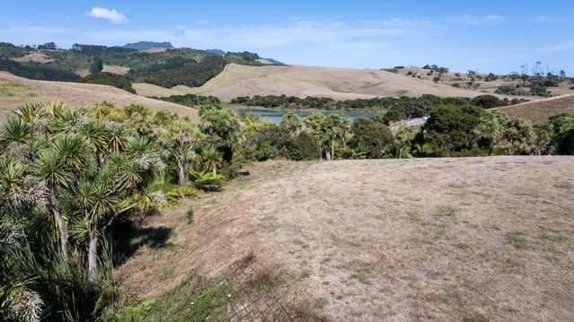 9 Waipatukahu Lane Raglan_4