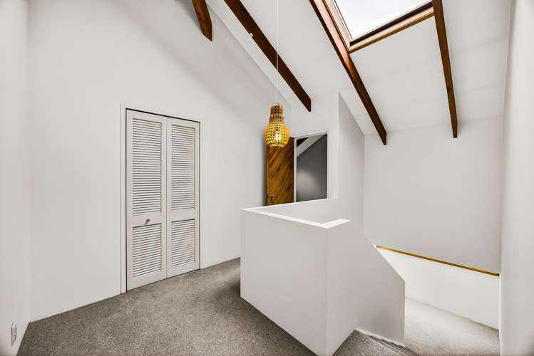 22 Whitby Crescent Mairangi Bay_14