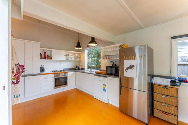 8 Saint Johns Avenue Highfield_4