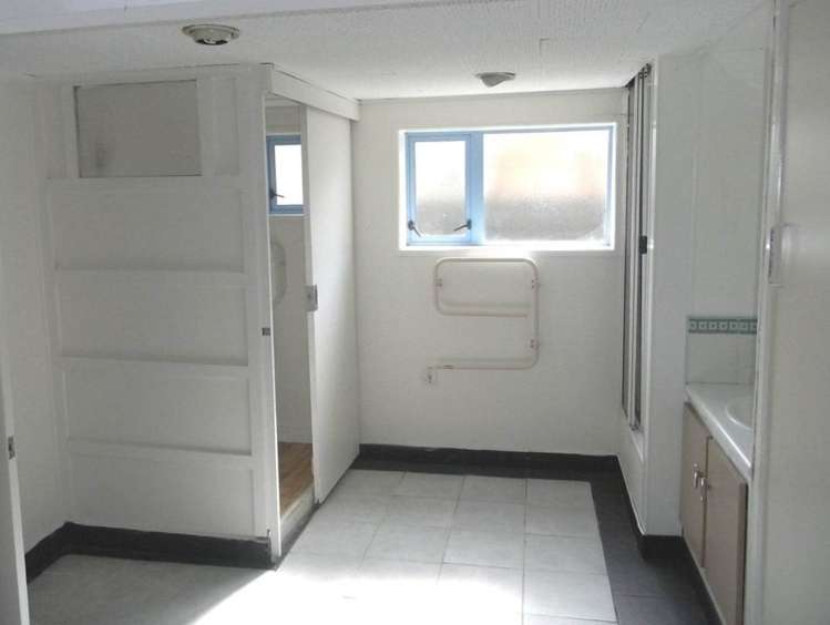 6 Windermere Crescent Blockhouse Bay_6