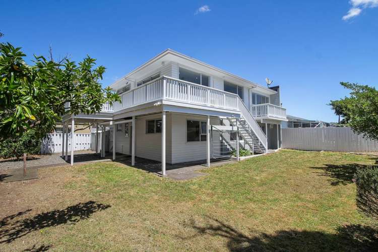 2/80 Cascades Road Pakuranga Heights_1