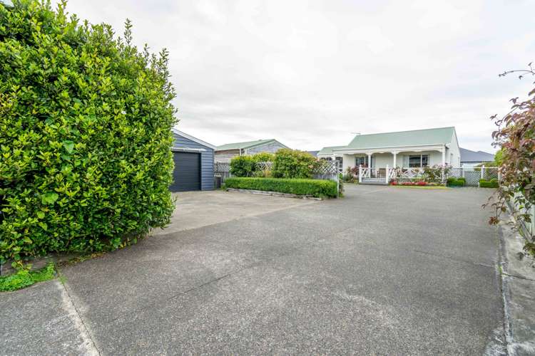 37 Avenal Street Avenal_15