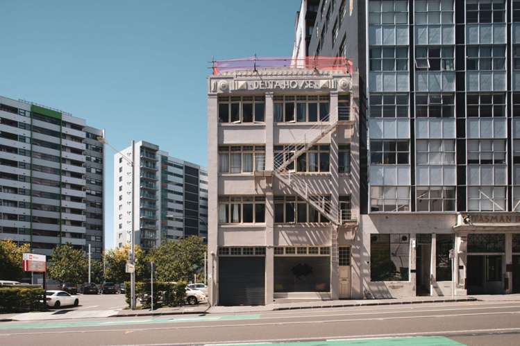 10 Anzac Avenue_0