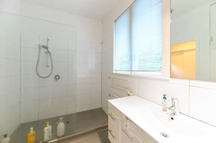 2 Fairmount Road Titirangi_15