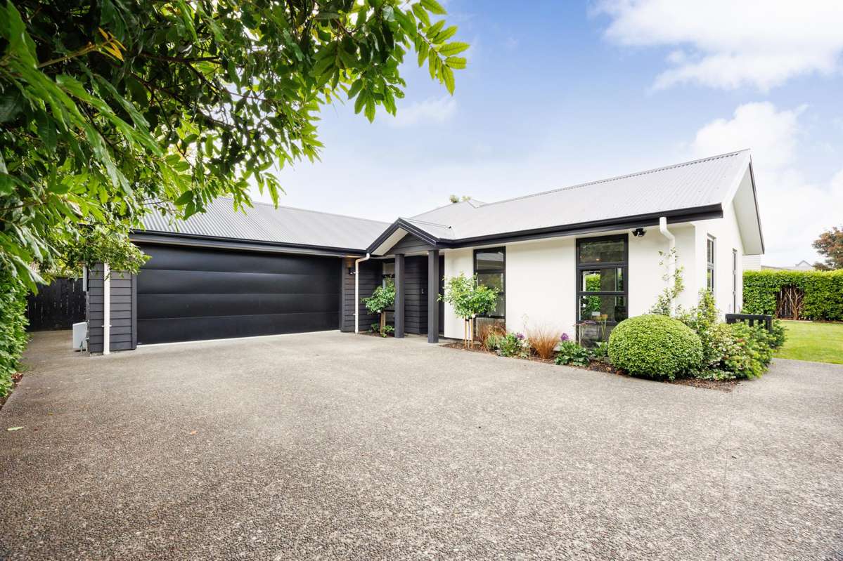 324A College Street_3