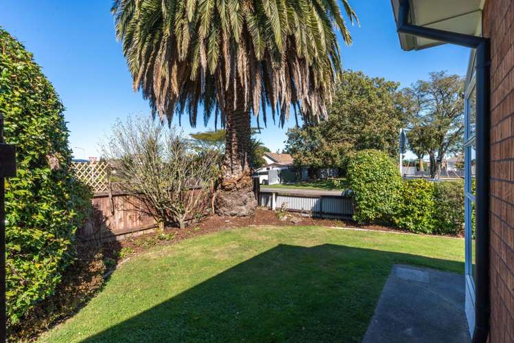 2/4 Lomax Place Islington_30