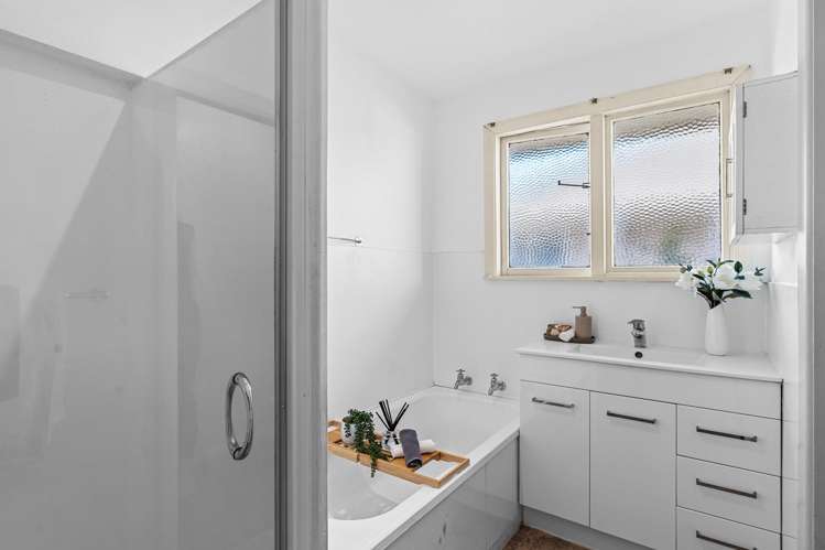77 Dunbars Road Halswell_9