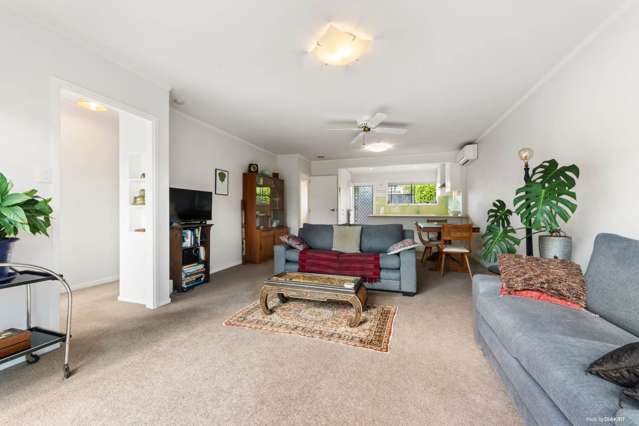 2/24 Walford Road Point Chevalier_1