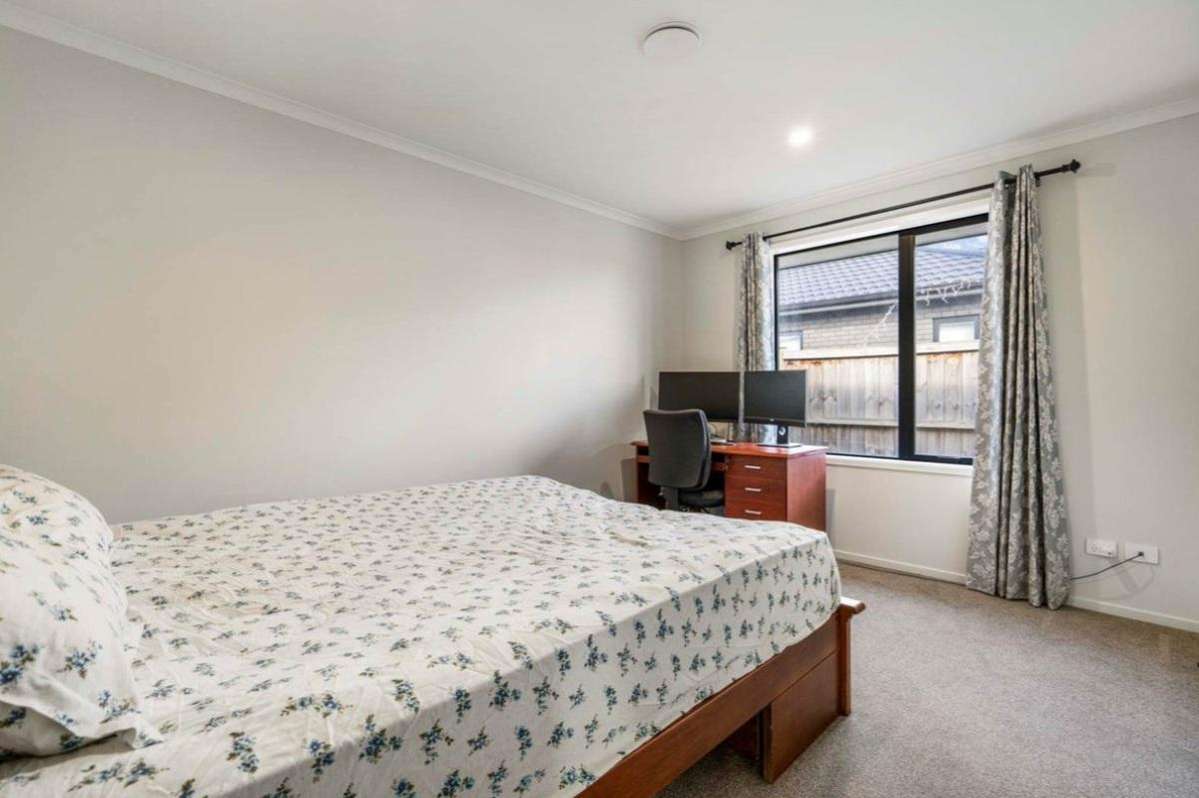 8 CLARK RISE_1