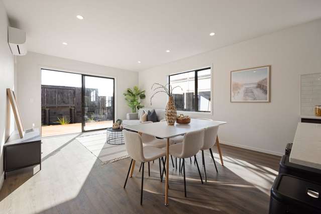 2/8 Lumino Terrace Peacocke_4