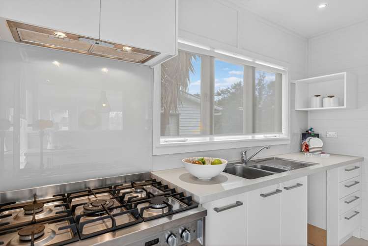 29 Peter Terrace Castor Bay_13