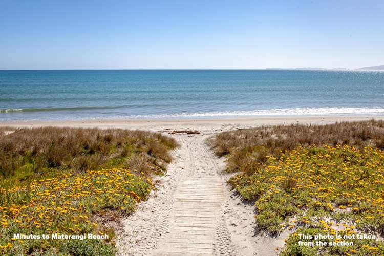 124 The Fairway Matarangi_6