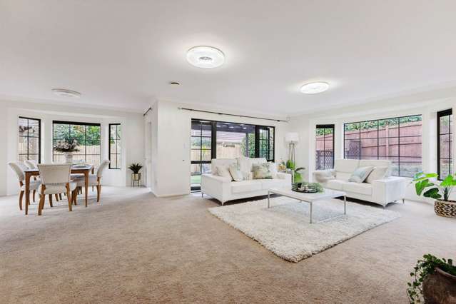 22 Castlehill Court Wattle Downs_2