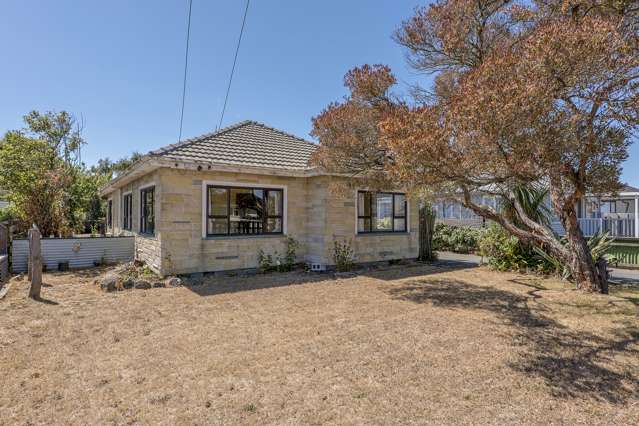 235 Breezes Road Aranui_1