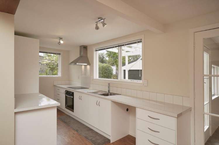 543 Ferry Road Woolston_6