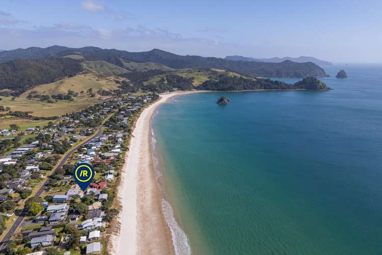 324 and 326 Tangiora Avenue Whangapoua_35