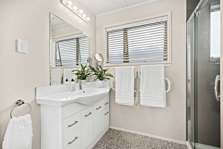 76 Omaha Drive Omaha_14