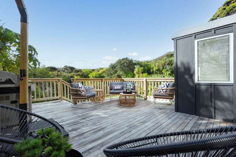 3 Rayner Road Piha_6