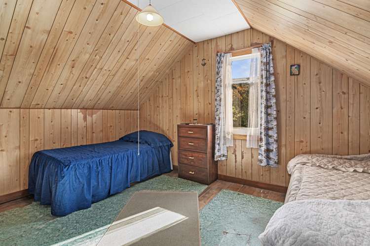 405 Pigeon Valley Road Wakefield_30