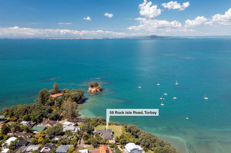 59 Rock Isle Road Torbay_35