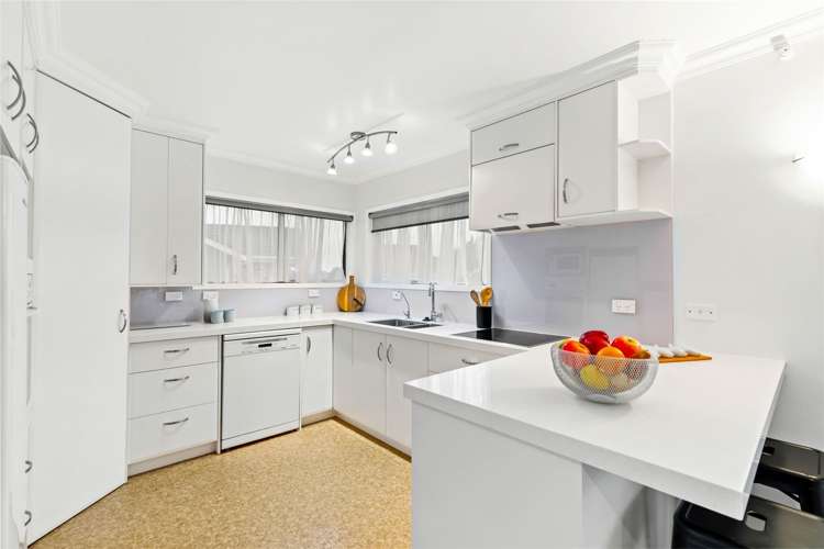 1/38 Miltonia Avenue Te Atatu South_7