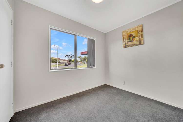 2/24 Norrie Smith Avenue Flat Bush_7