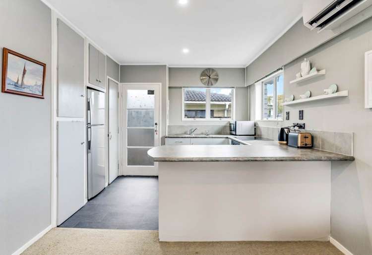 1/27 South Street Papakura_5