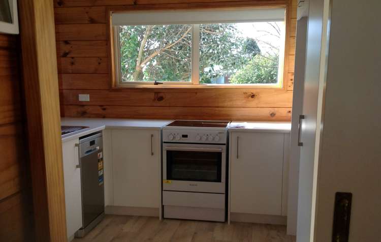 3 Dan Tori Place Orewa_5
