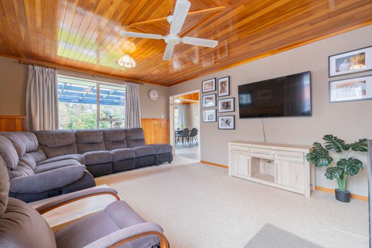 48 Westmere Place Manapouri_7